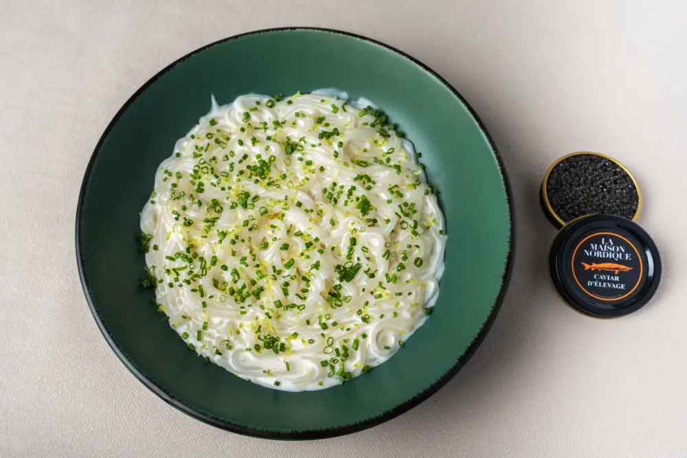 Creamy chive plate & caviar