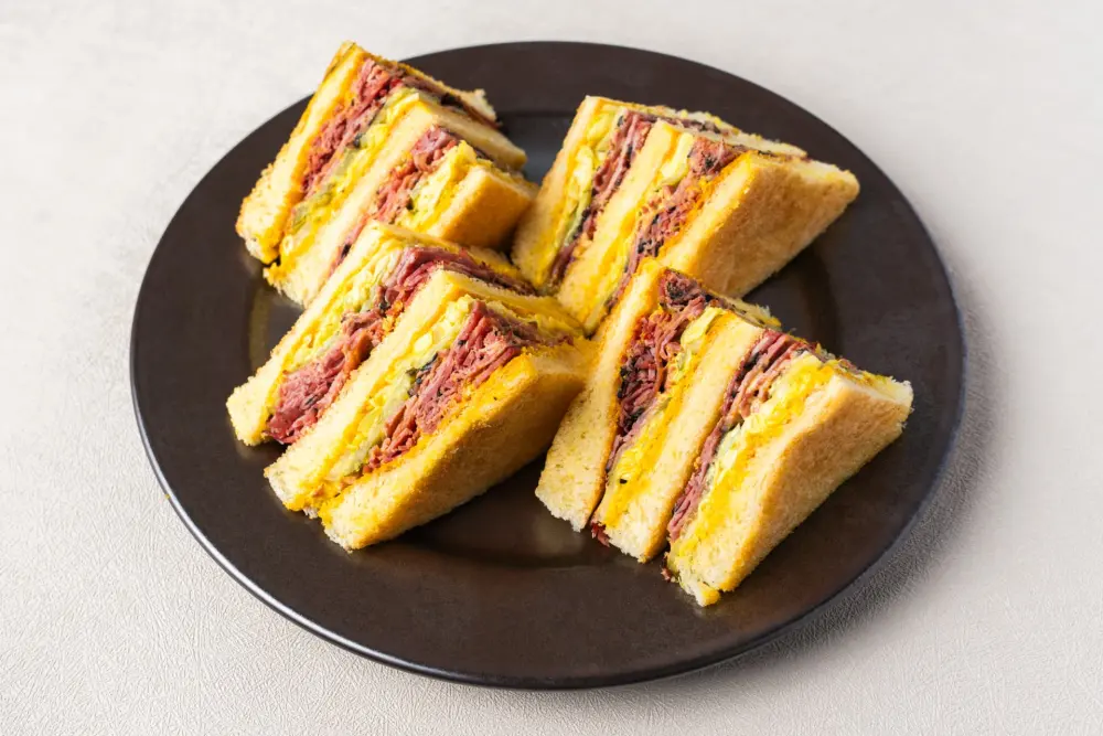 Pastrami club sandwich